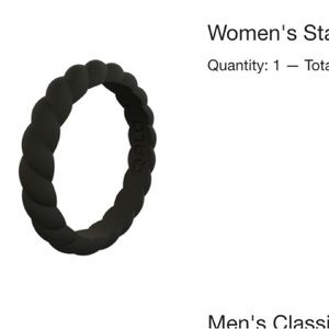 Qalo women’s ring size 5 black